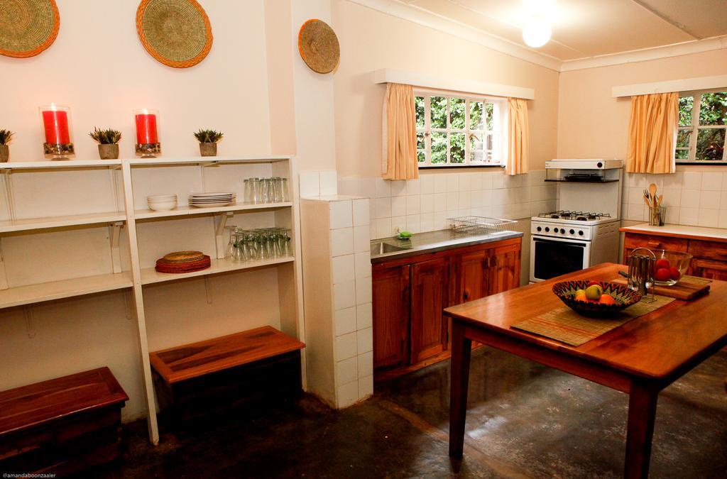Down Gran'S Self-Catering Cottage Lobamba 외부 사진